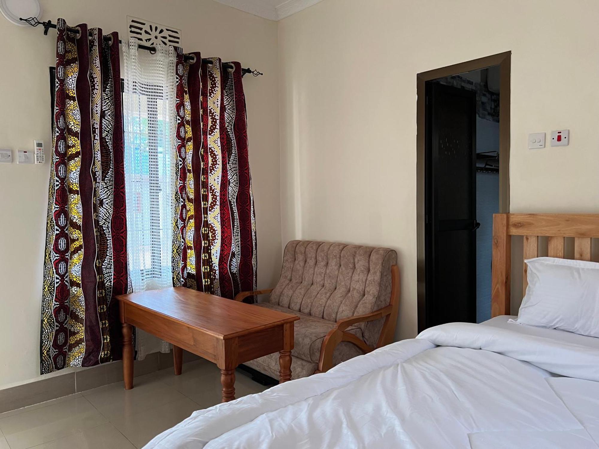 Kilimanjaro Trekcity Hostel Моши Екстериор снимка