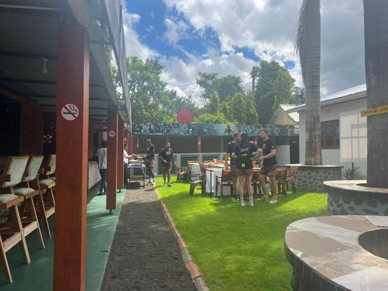 Kilimanjaro Trekcity Hostel Моши Екстериор снимка